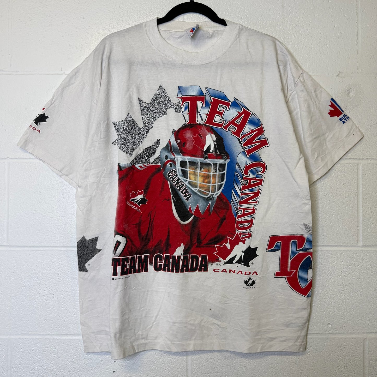 90s Team Canada Bulletin Athletics AOP T-Shirt Sz XL (B2530)