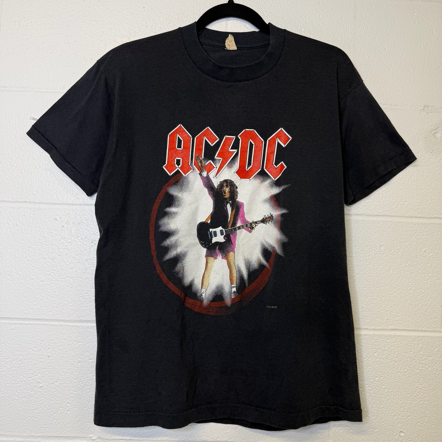 1988 AC/DC Blow Up Your Video T-shirt Sz L (B379)