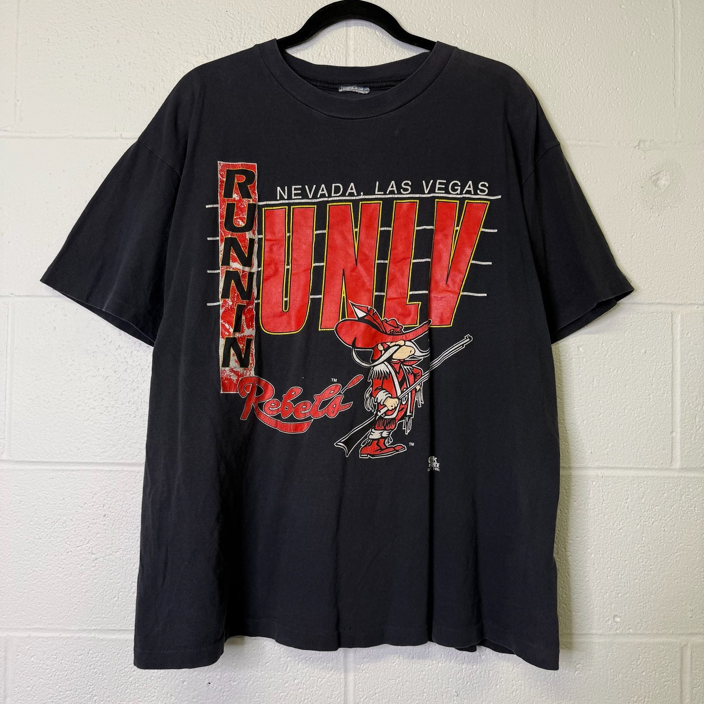 1993 UNLV Rebels T-Shirt NCAA Sz XL (B1609)