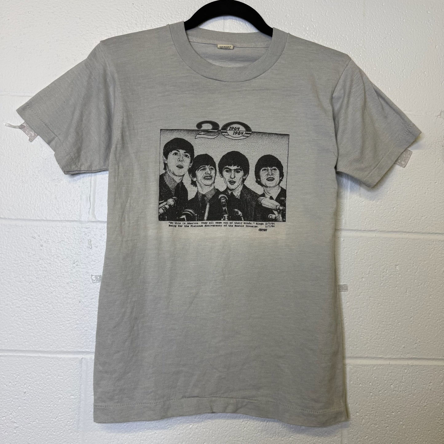 1984 The Beatles T-shirt Sz L (B394)