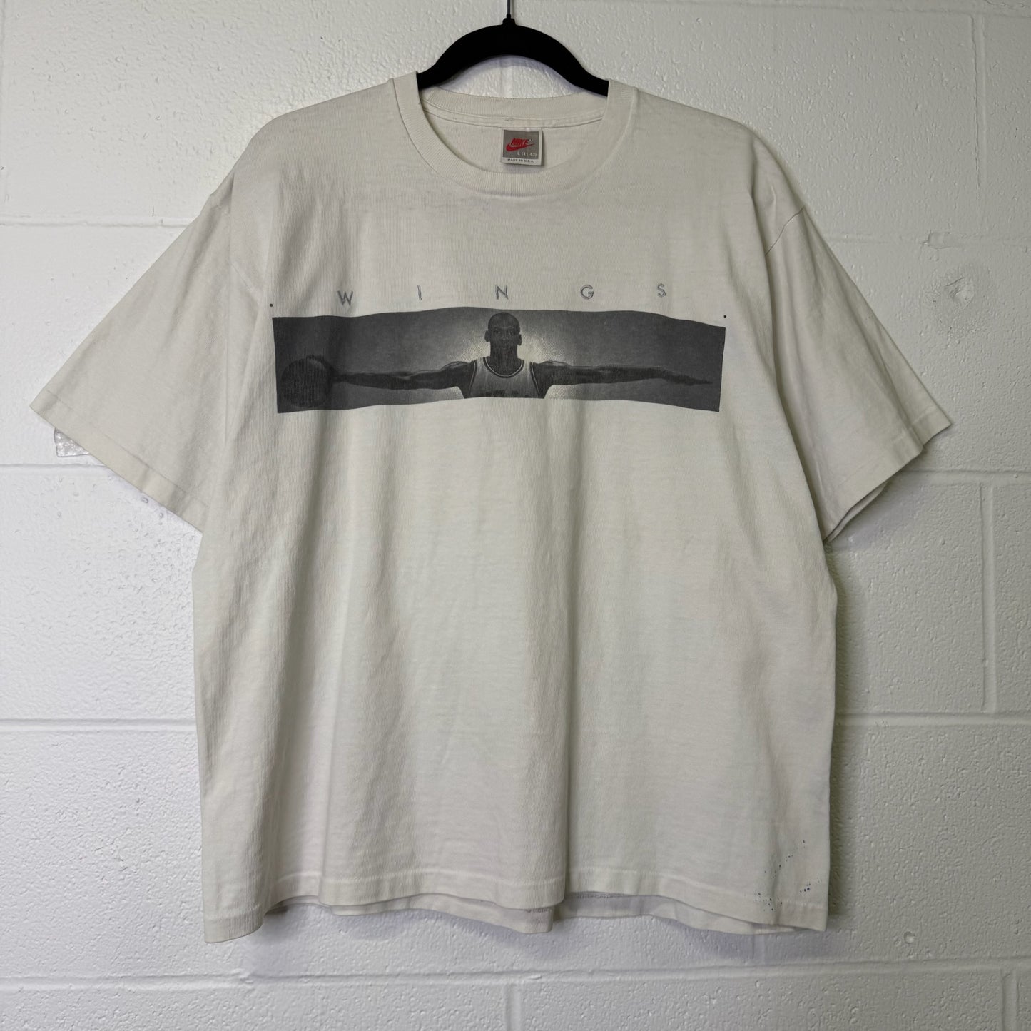90s Michael Jordan Wings Nike Basketball T-shirt Sz L (B1615)