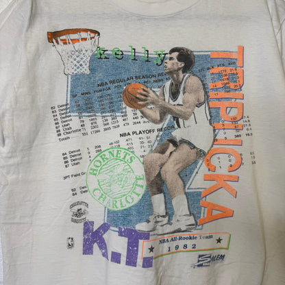 1992 Kelly Triplucka NBA T-Shirt Sz L (B2187)