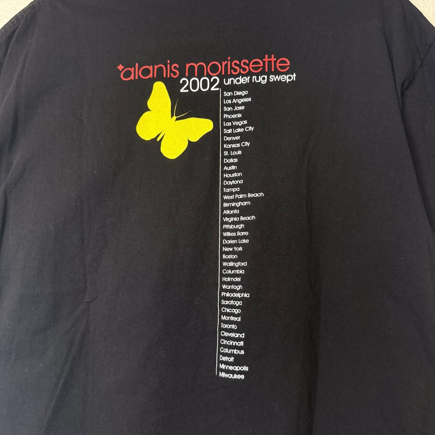 2002 Alanis Morissette Under Rug Swept Tour T-Shirt Sz L (B2646)