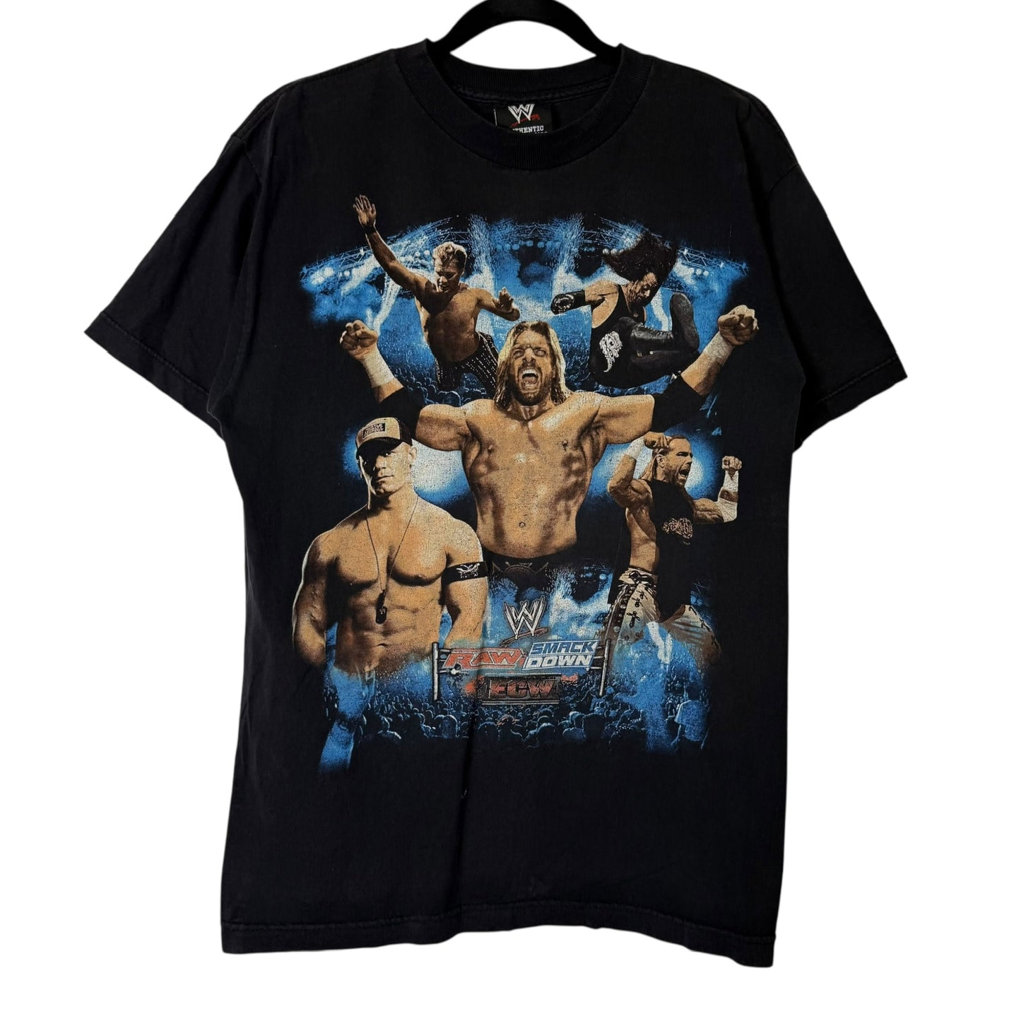 2000s WWE Raw vs Smackdown T-shirt Sz M (B1658)