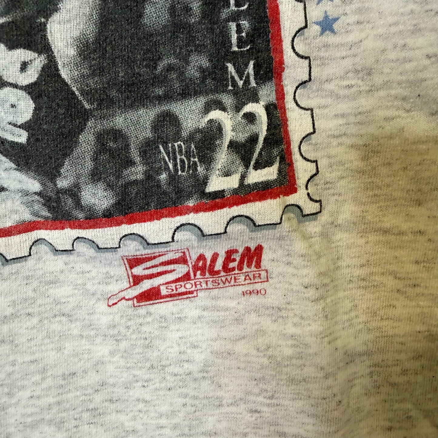 1990 Portland Trailblazers Clyde Drexler Salem Stamp NBA T-Shirt Sz L (B2202)