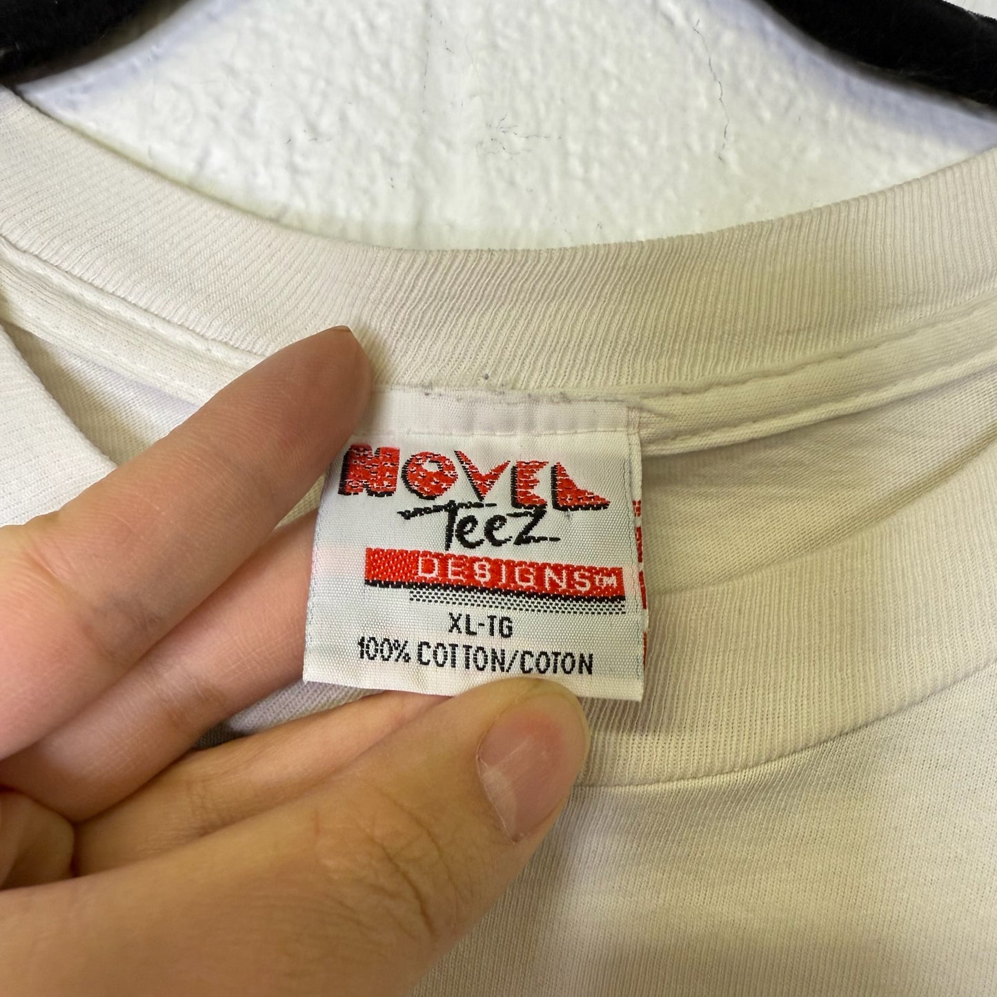 1993 Montreal Expos Bugs Bunny Taz NHL T-shirt Sz XL (B1685)