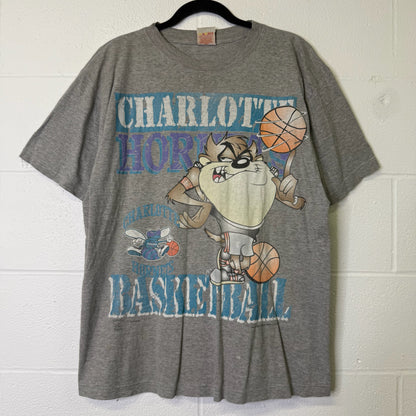 1998 Taz Charlotte Hornets NBA T-Shirt Sz M (B1630)