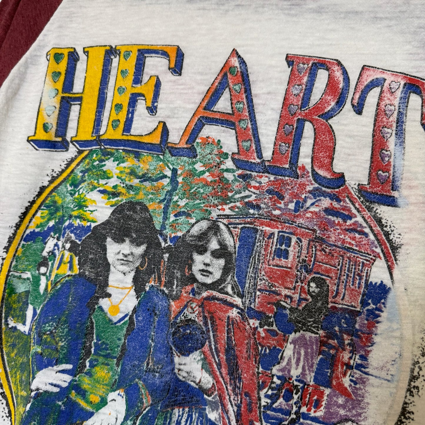 80s Heart Band Raglan Shirt Sz L (B2844)