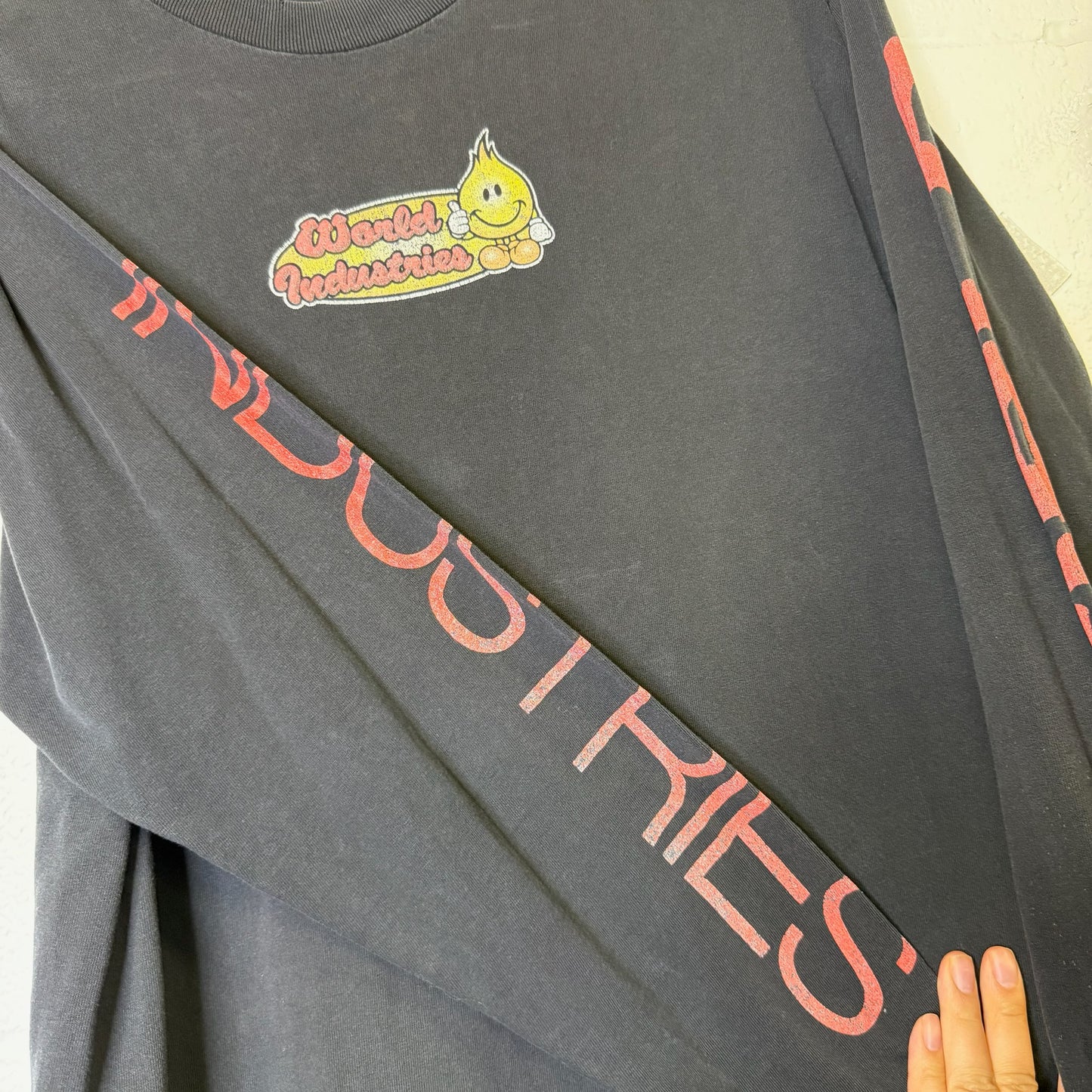 90's World Industries Skate Long Sleeve T-Shirt Sz L (A8960)