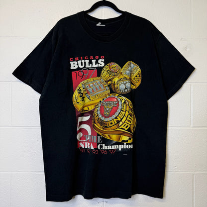 1997 Chicago Bulls Rings NBA T-Shirt Sz XL (B2184)