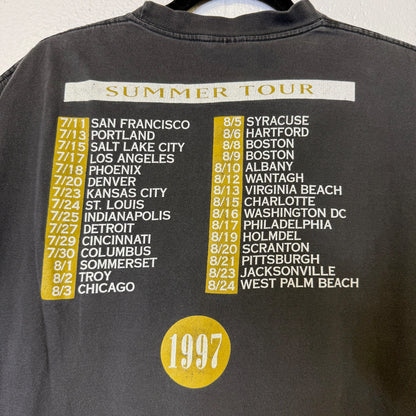 1997 Neil Young Wanted Poster T-Shirt Sz L (B435)