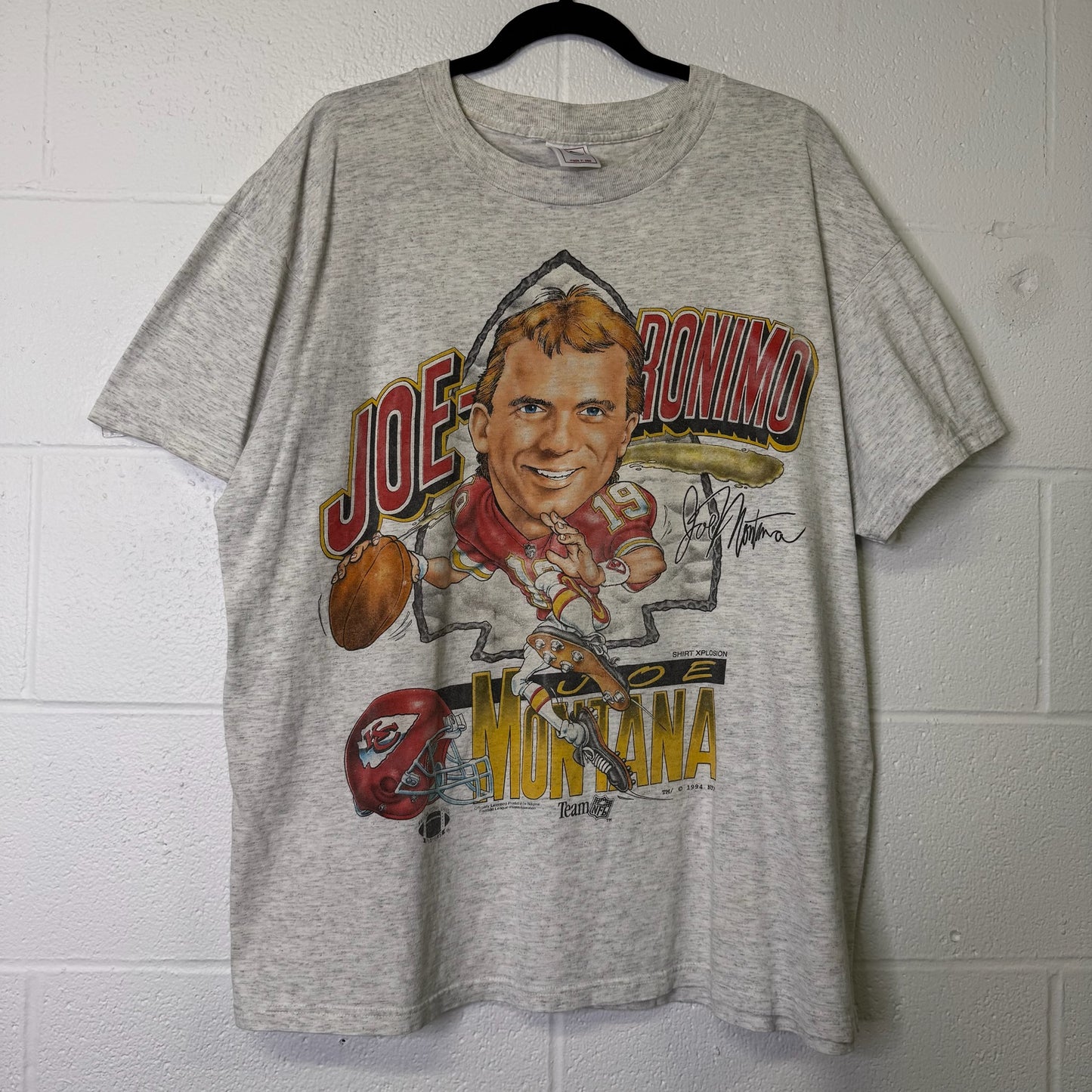 1994 Joe Montana Kansas City Chiefs NFL T-shirt Sz XL (B1601)