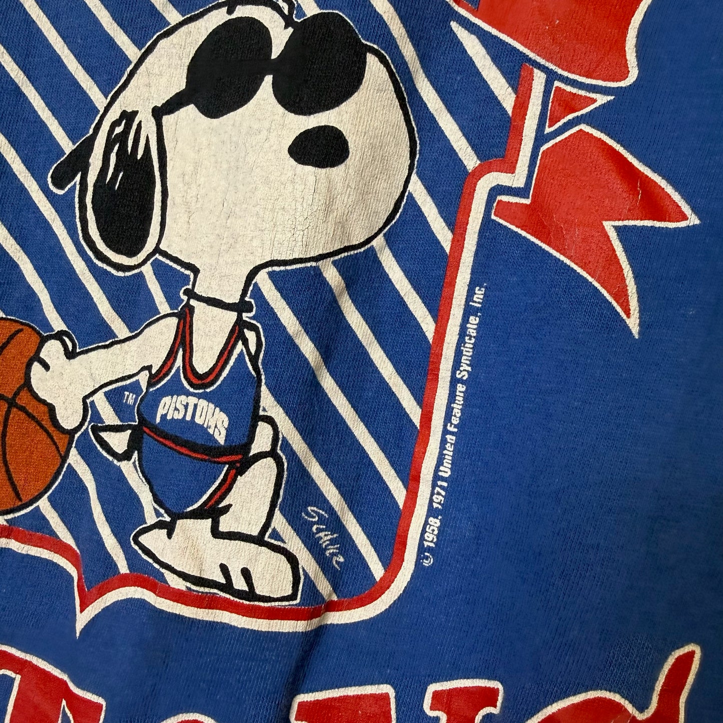 80's Snoopy Detroit Pistons NBA T-Shirt Sz XL (B2189)