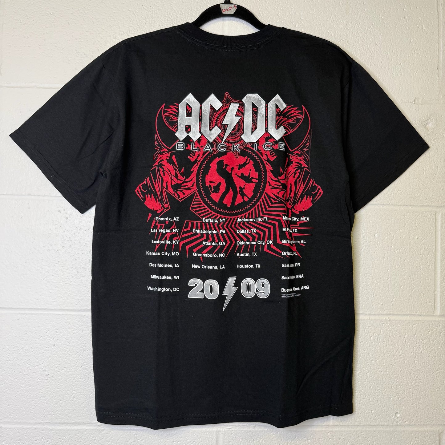 2009 AC/DC Tour T-shirt Sz M (A2059)
