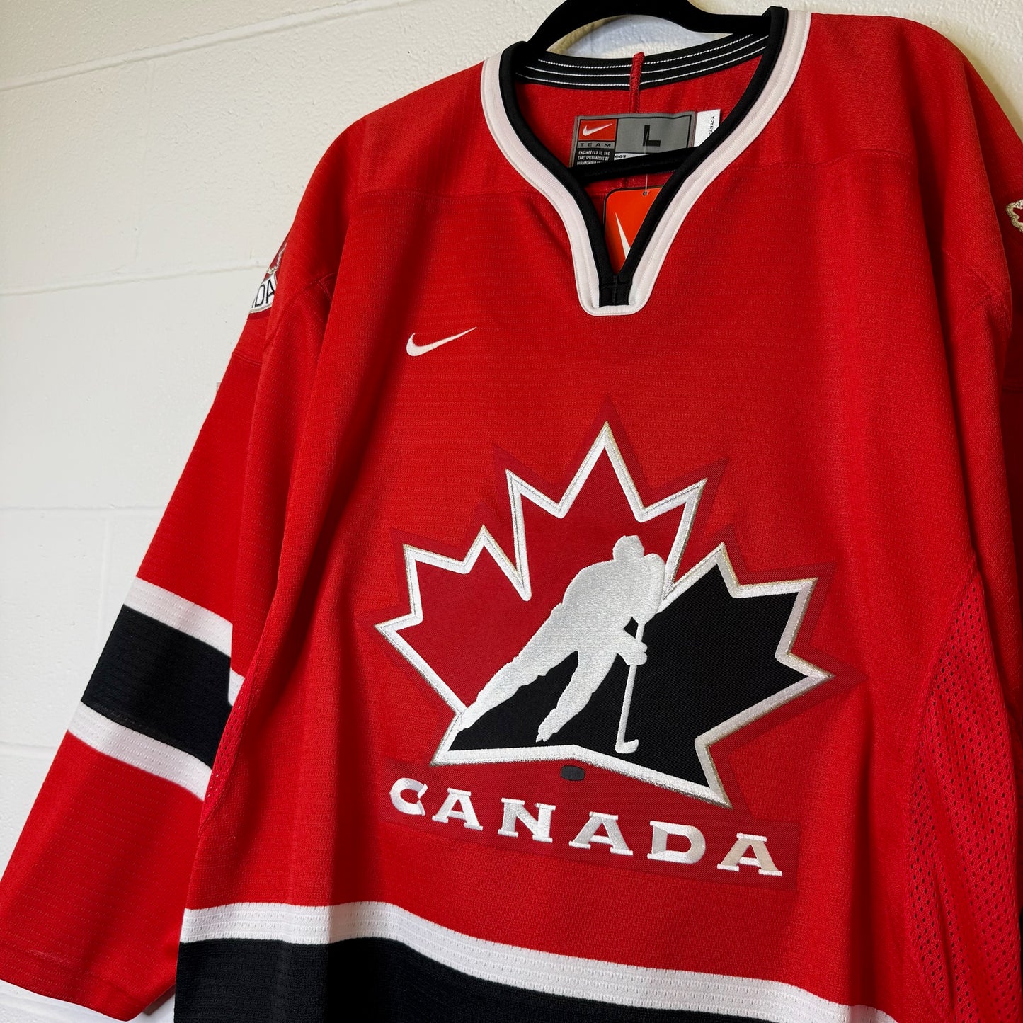 2000s Nike Team Canada Hockey Jersey Sz L (B1974)