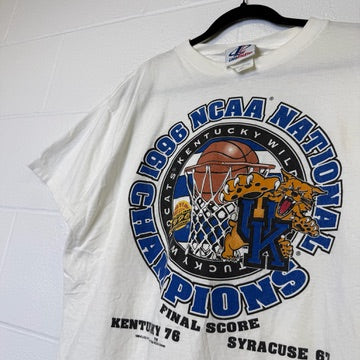 1996 Kentucky Wildcats NCAA T-Shirt Sz L (B2157)