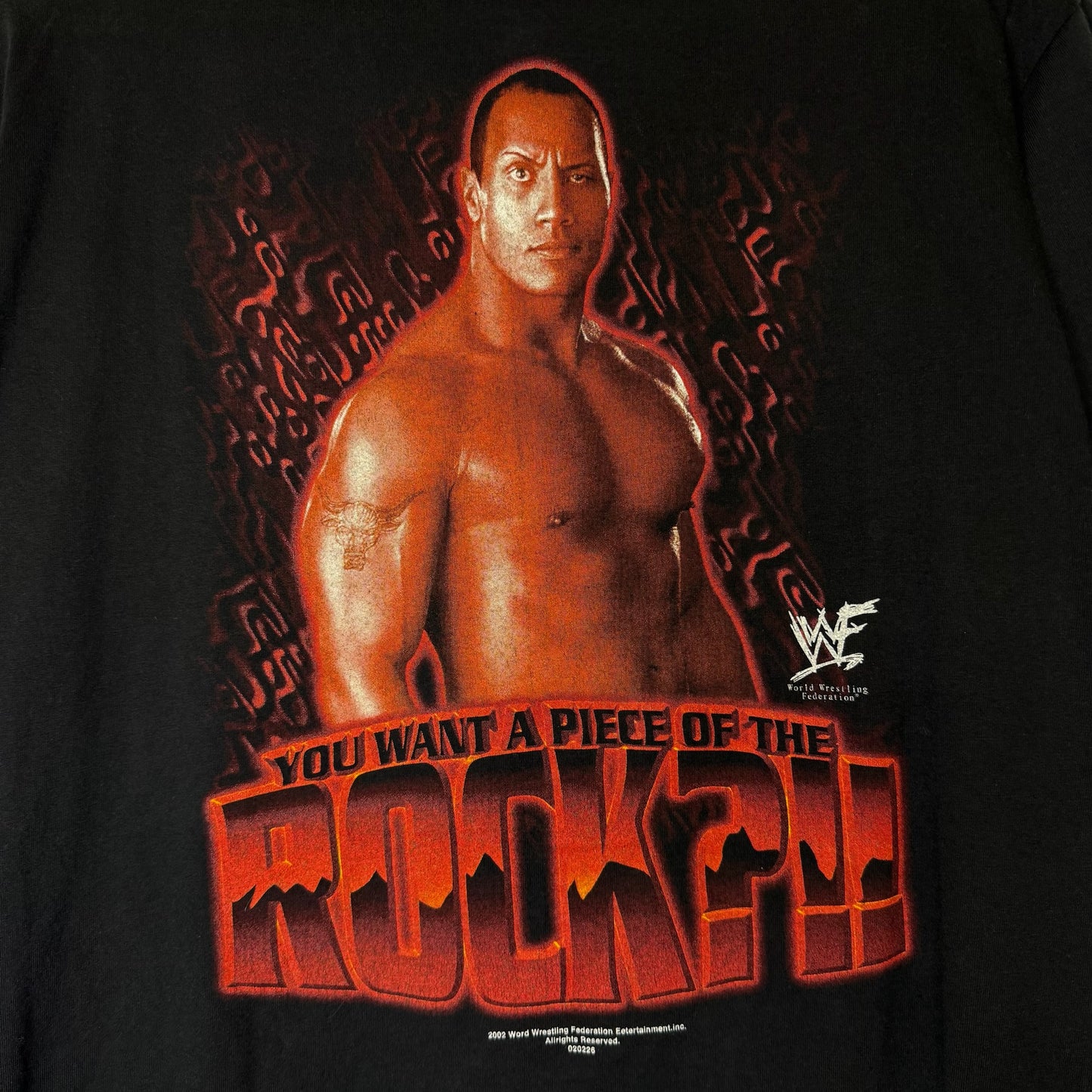 2002 The Rock WWF T-shirt size XL (B1729)