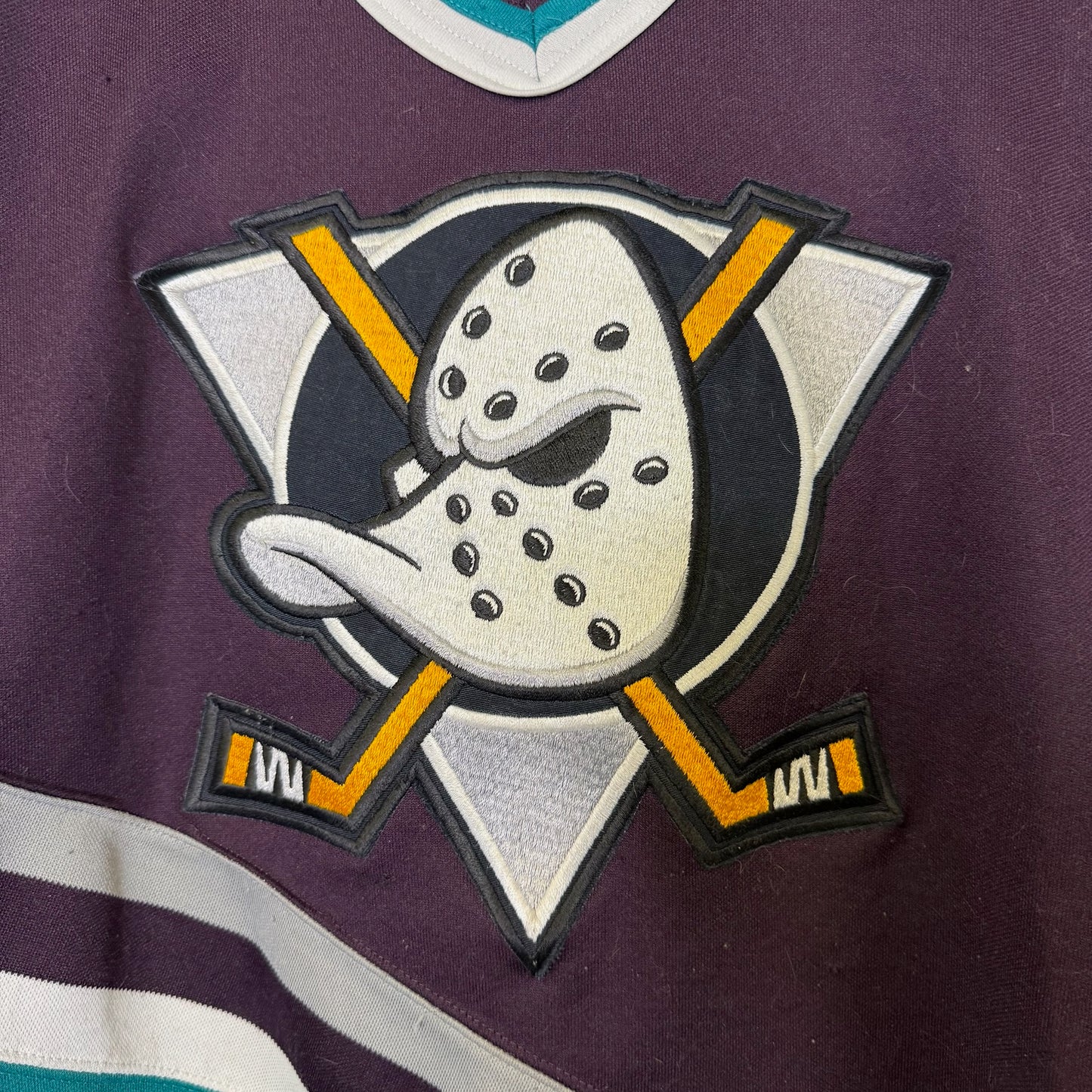 90’s Mighty Ducks NHL Hockey Jersey CCM Sz M (B2307)