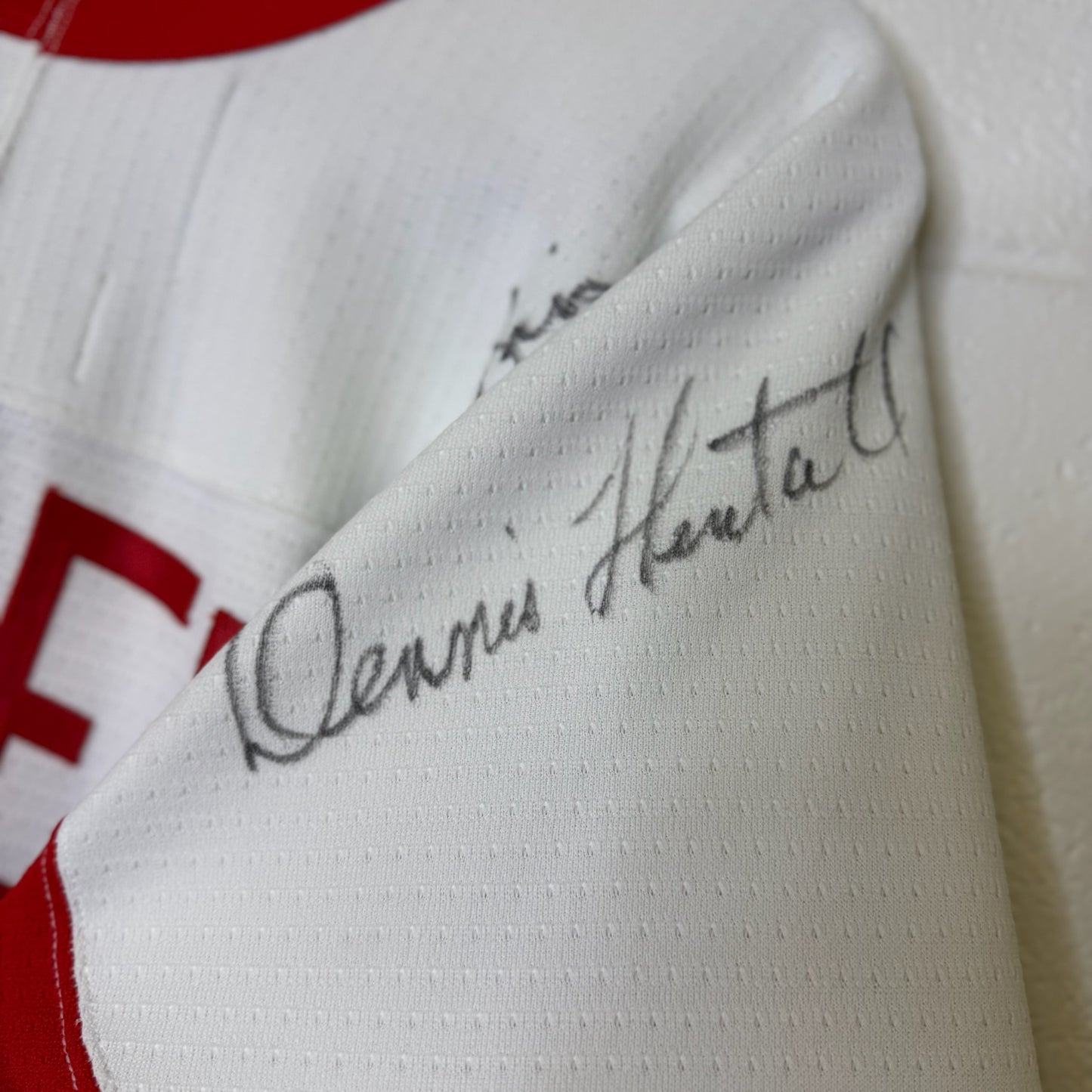90s Detroit Red Wings CCM Jersey Signed Sz XL (Hextall)