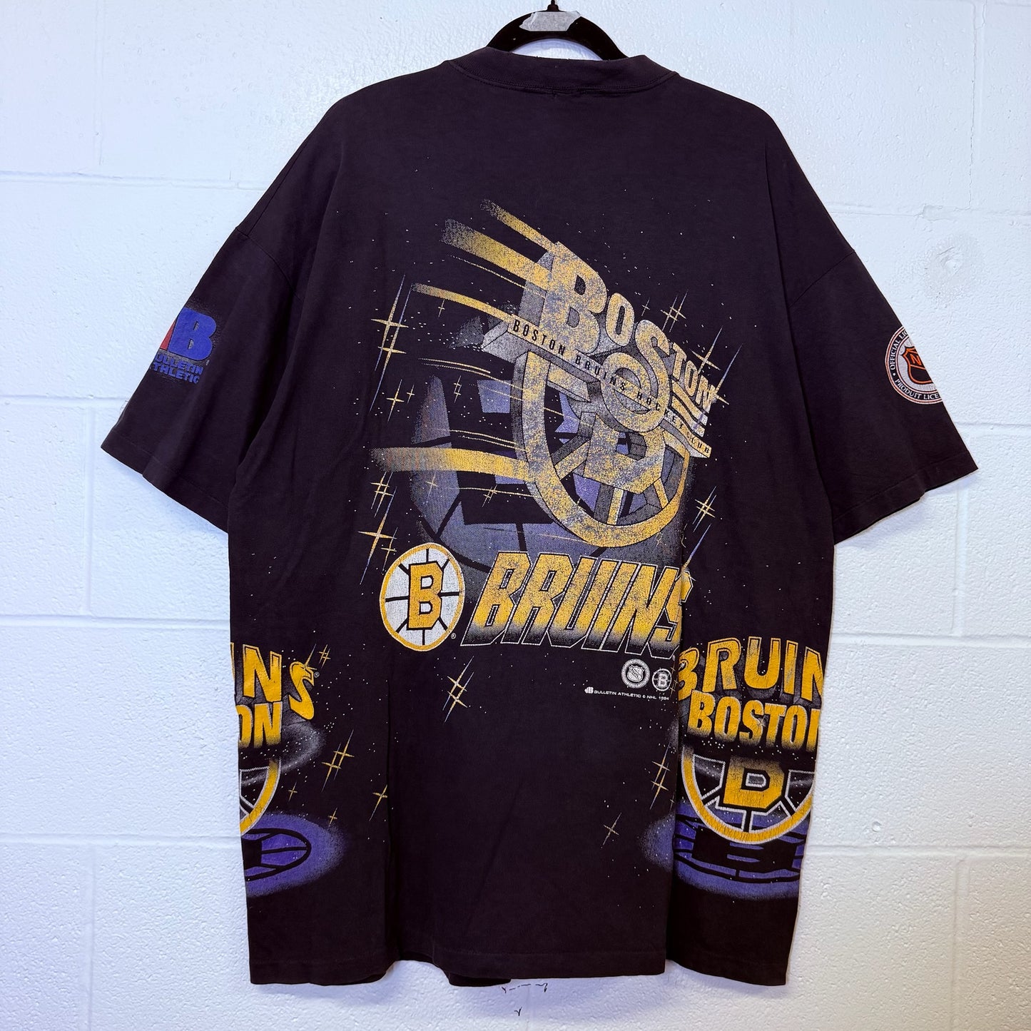 1994 Boston Bruins Bulletin NHL AOP T-Shirt Sz XL (B2473)