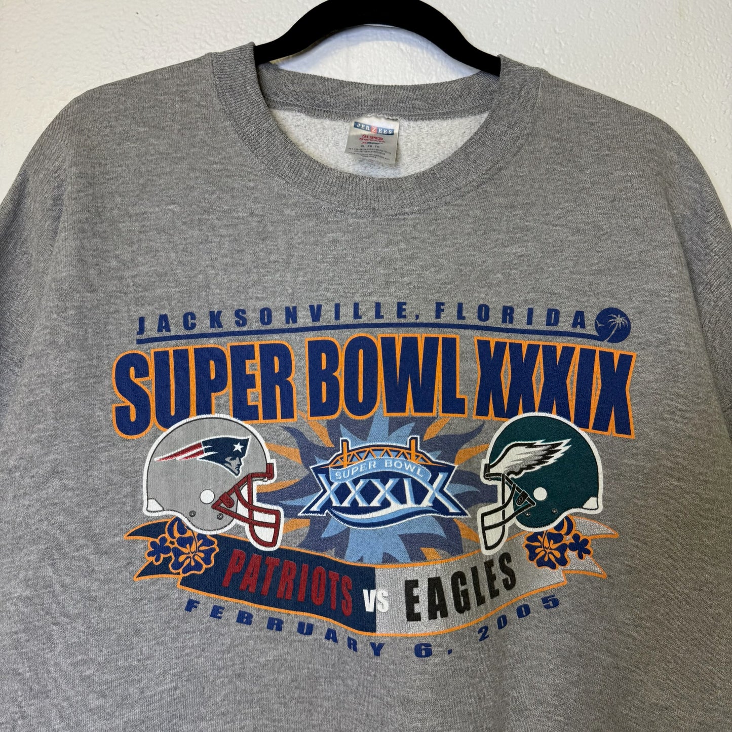 2005 NFL Super Bowl Patriots vs Eagles Crewneck Sz XL (B1696)