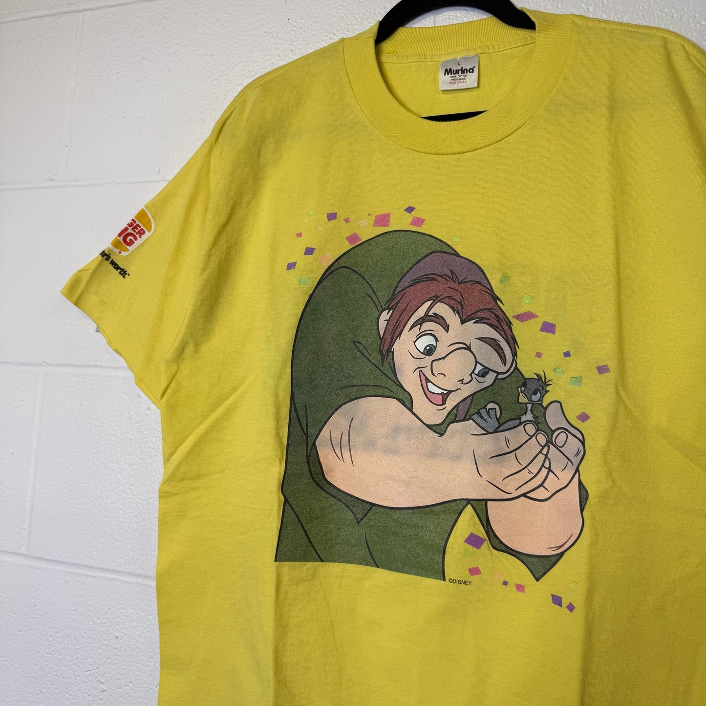 90s Hunchback of Notre Dame Movie T-Shirt (B2535)
