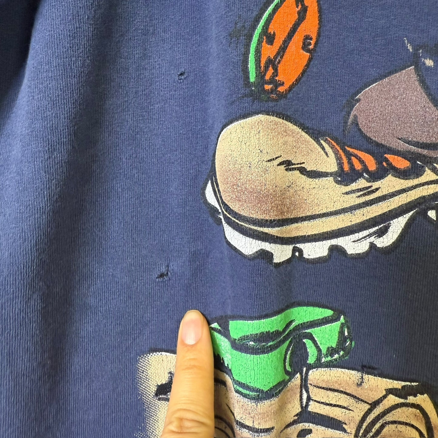 1996 Tasmanian Devil "Hot Tempered" Camping Cartoon T-shirt Sz XL (A3671)