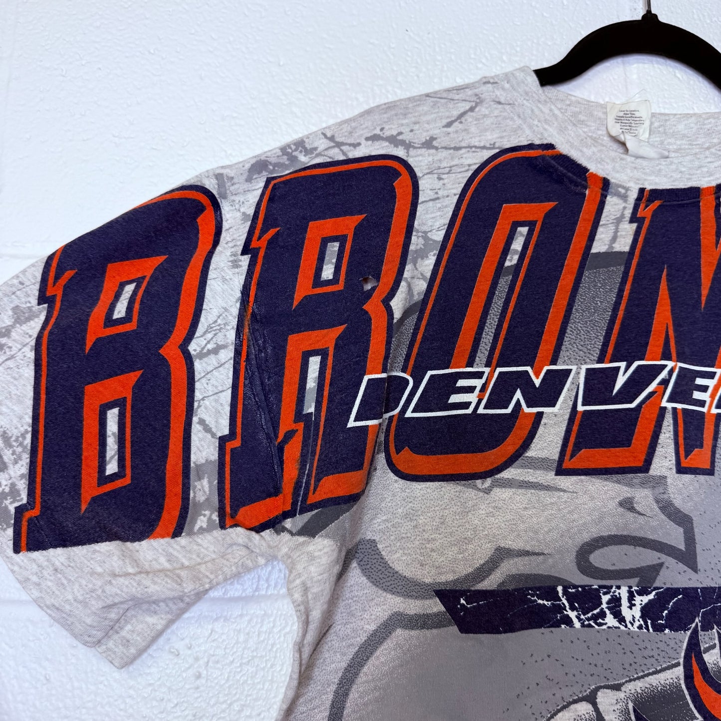 1997 Denver Broncos NFL Spellout T-shirt Sz L (B2342)