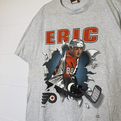 90s Eric Lindros Philadelphia Flyers NHL Nutmeg Breakthrough T-Shirt Sz L (B2868)