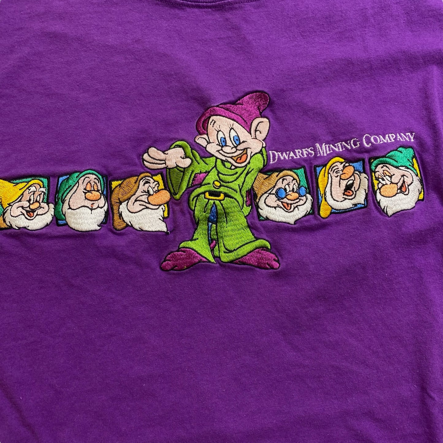 90s Snow White 7 Dwarves Disney T-shirt Sz M (A3663)