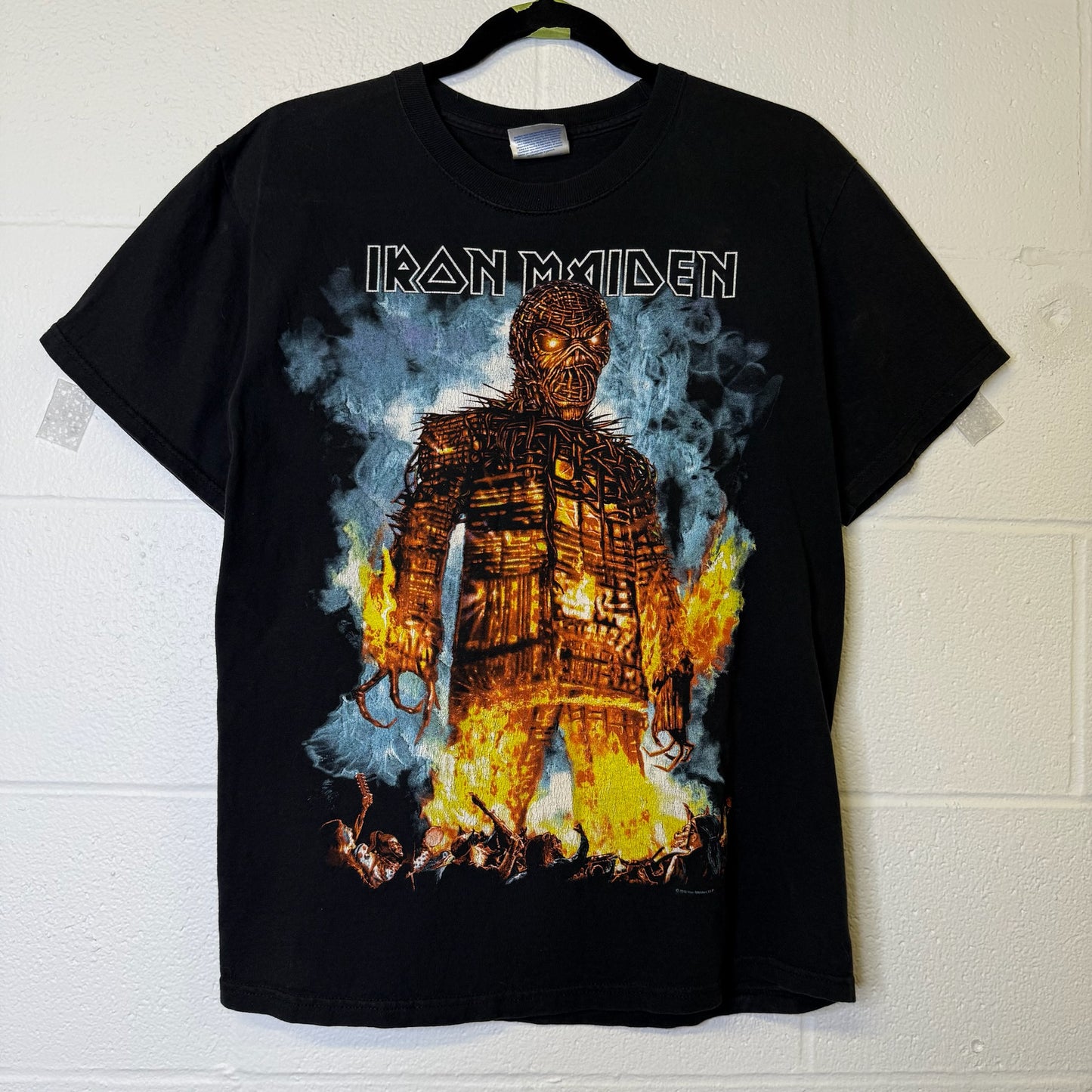 2010 Iron Maiden Wicker Man Tour T-Shirt Sz M (B1721)