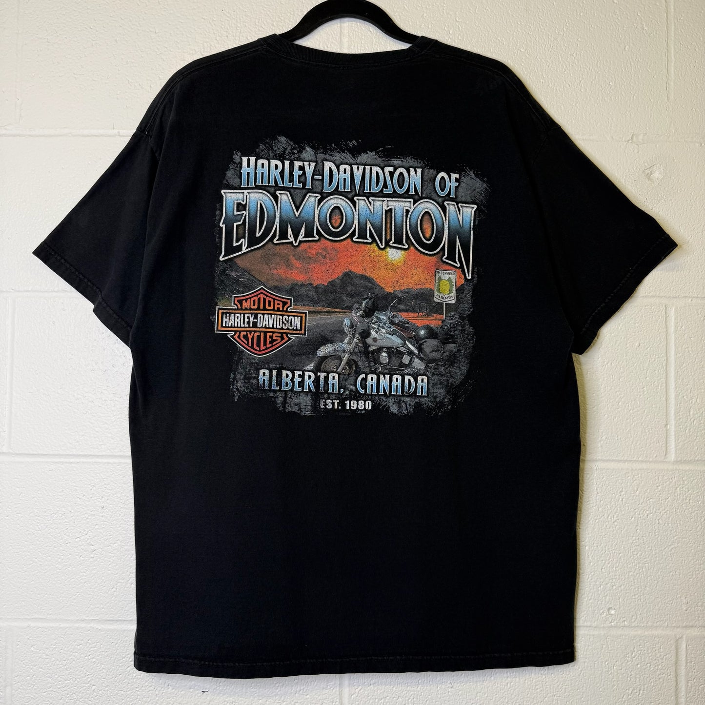 2010 Harley Davidson Edmonton Alberta T-Shirt Sz XL (A9059)
