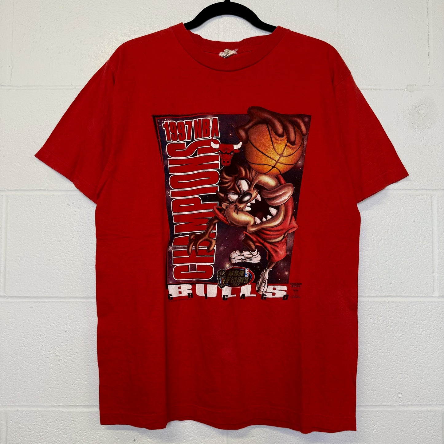 1997 Chicago Bulls Taz NBA T-Shirt Sz L (B2969)
