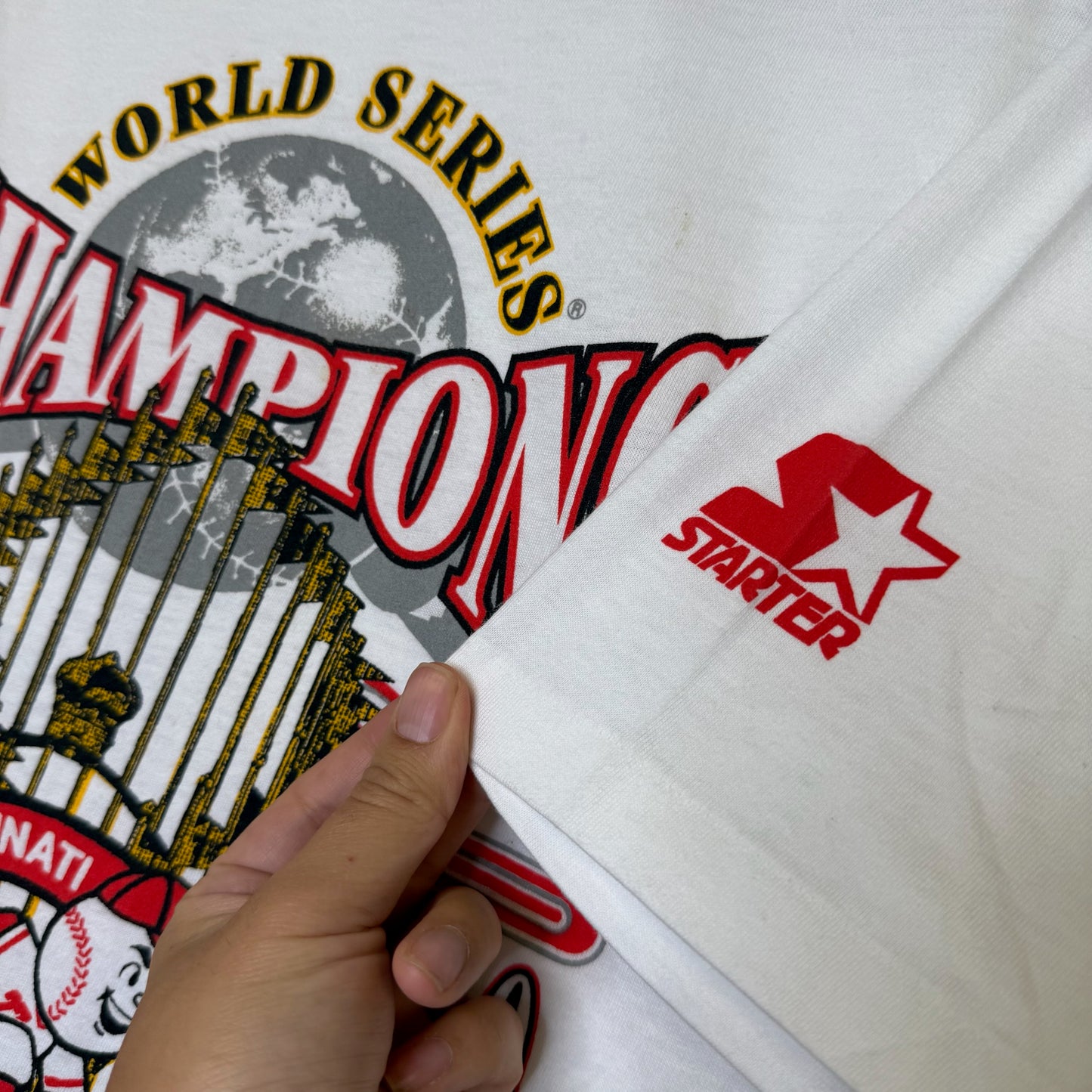 1990 Cincinnati Reds World Series Champions MLB T-Shirt Sz L (B2871)