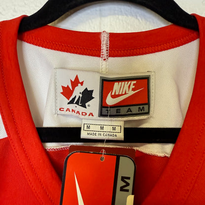2000 Nike Team Canada 1977 Repica Jersey Sz M New with Tags (B1791)