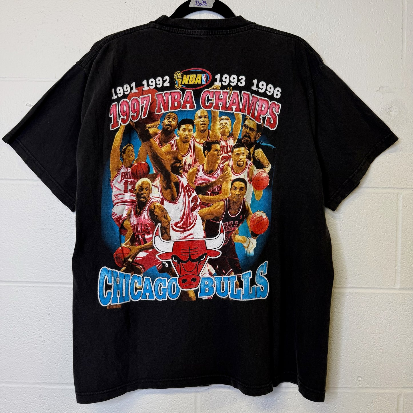 90's Chicago Bulls Rap Tee NBA T-shirt Sz XL (B440)