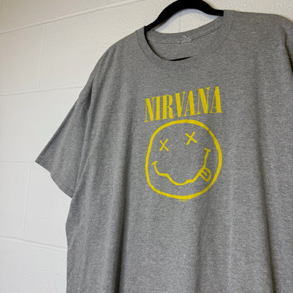 2000s Nirvana Smiley Band T-Shirt Sz XL (B1955)