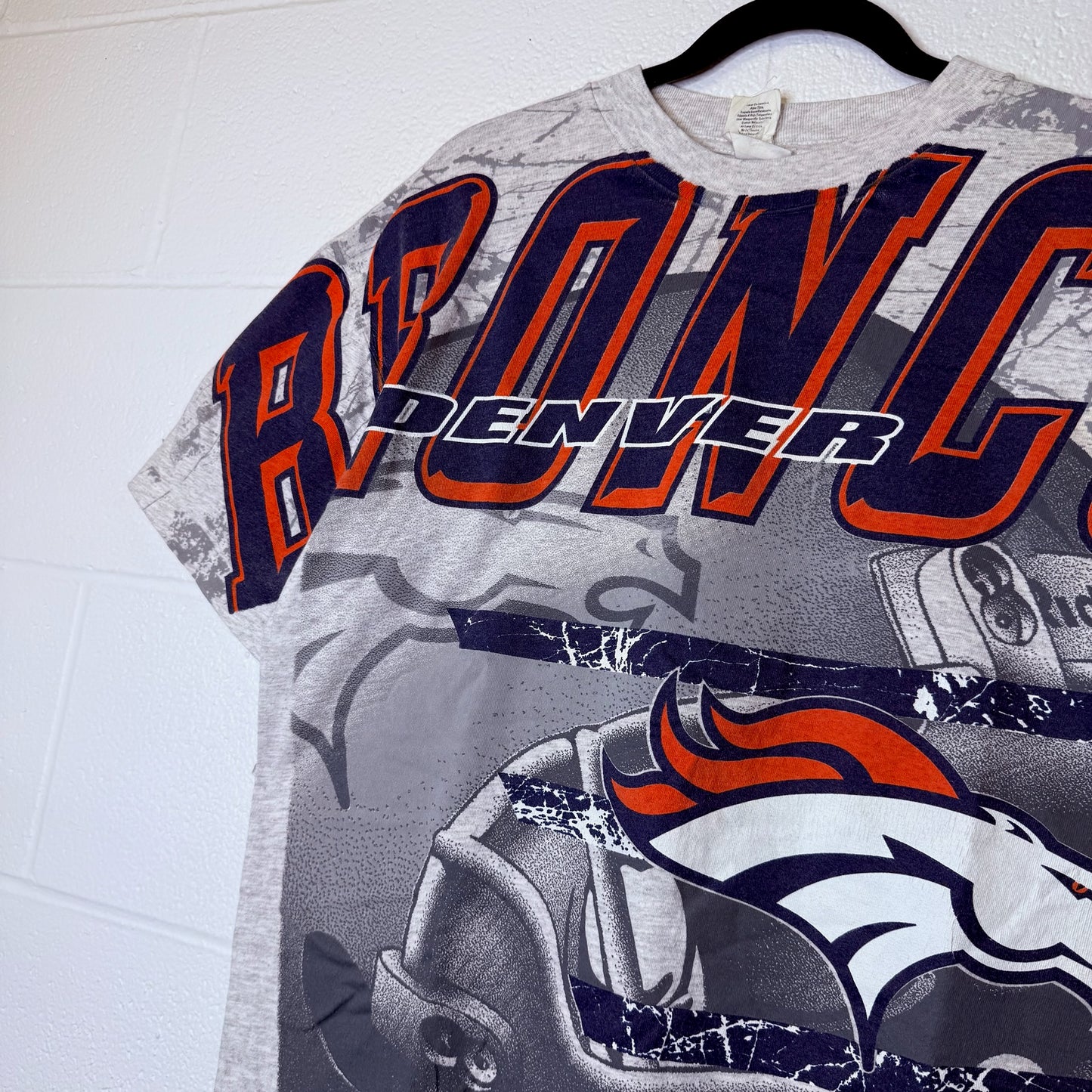 1997 Denver Broncos NFL Spellout T-shirt Sz L (B2342)