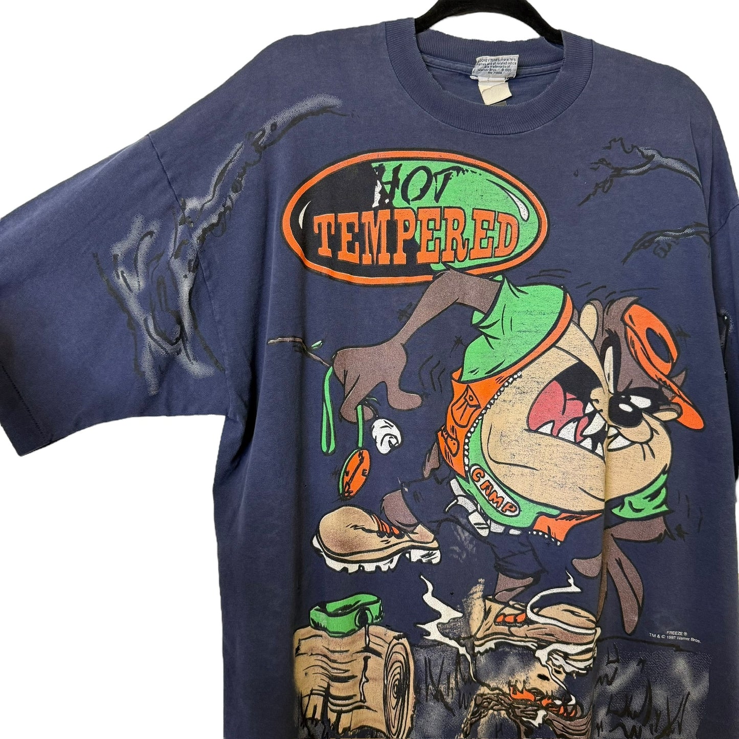 1996 Tasmanian Devil "Hot Tempered" Camping Cartoon T-shirt Sz XL (A3671)