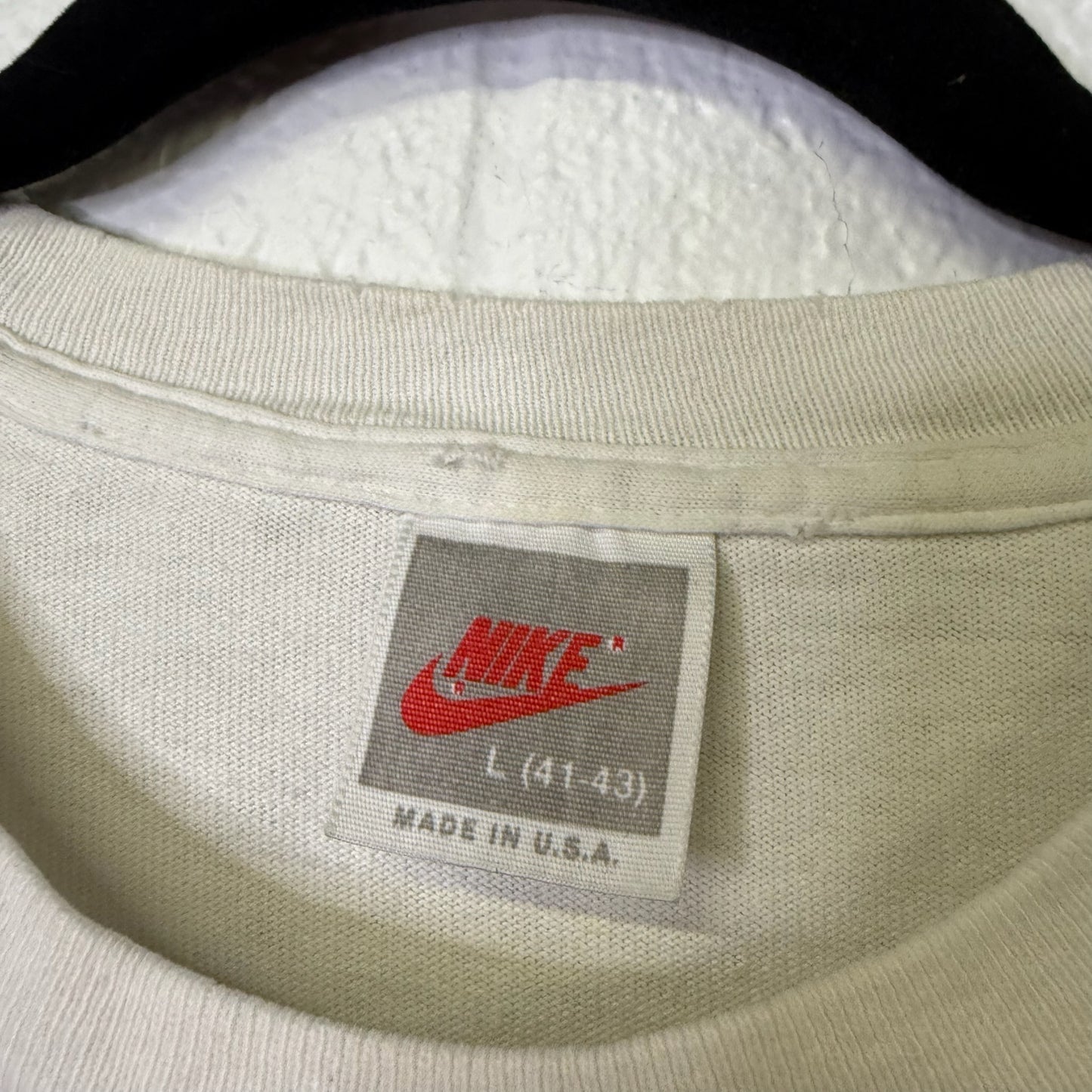 90s Michael Jordan Wings Nike Basketball T-shirt Sz L (B1615)