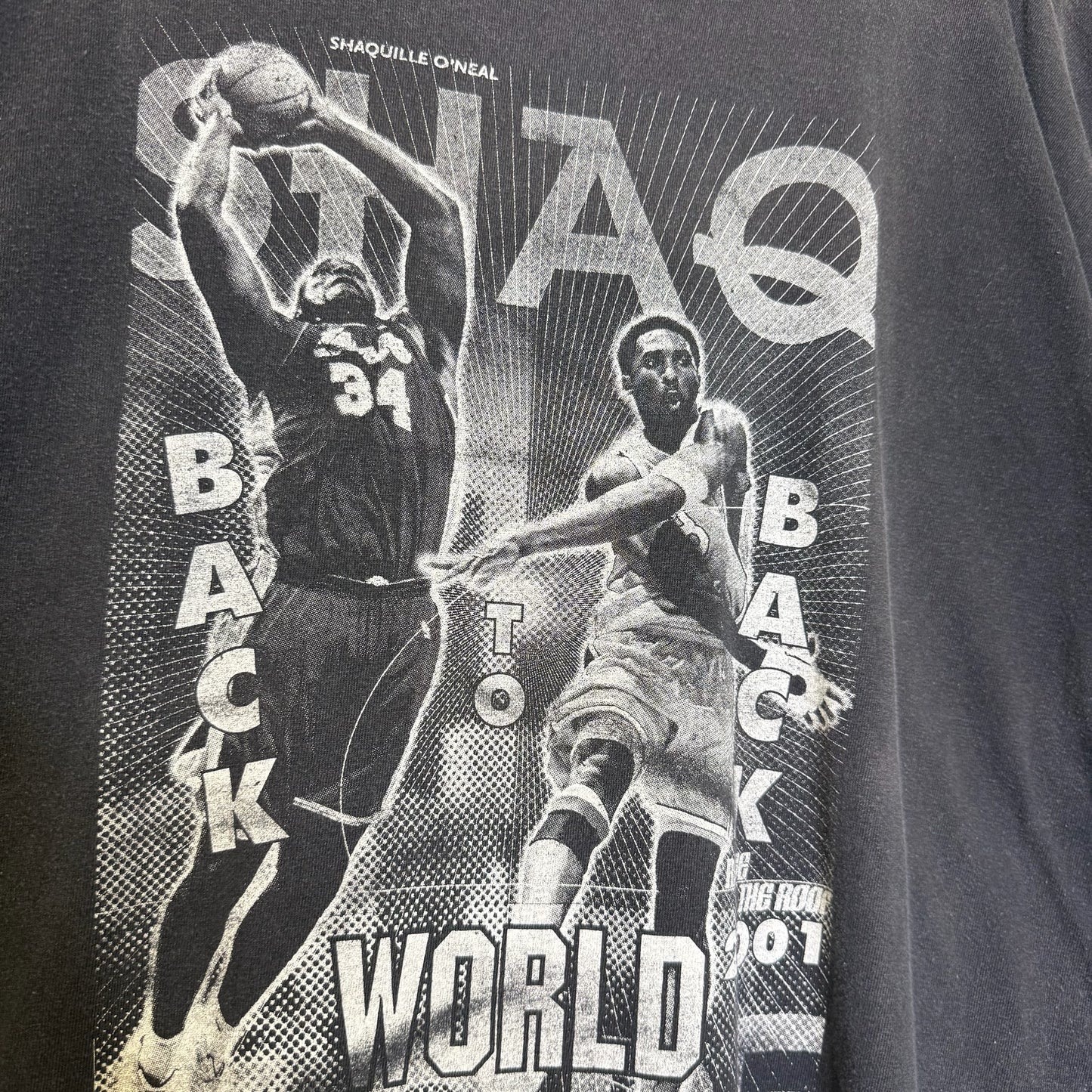 2001 Kobe and Shaq LA Lakers NBA T-shirt Sz XXL (B2971)