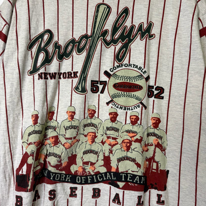 90's Brooklyn Yankees Baseball T-shirt Sz L (B1675)