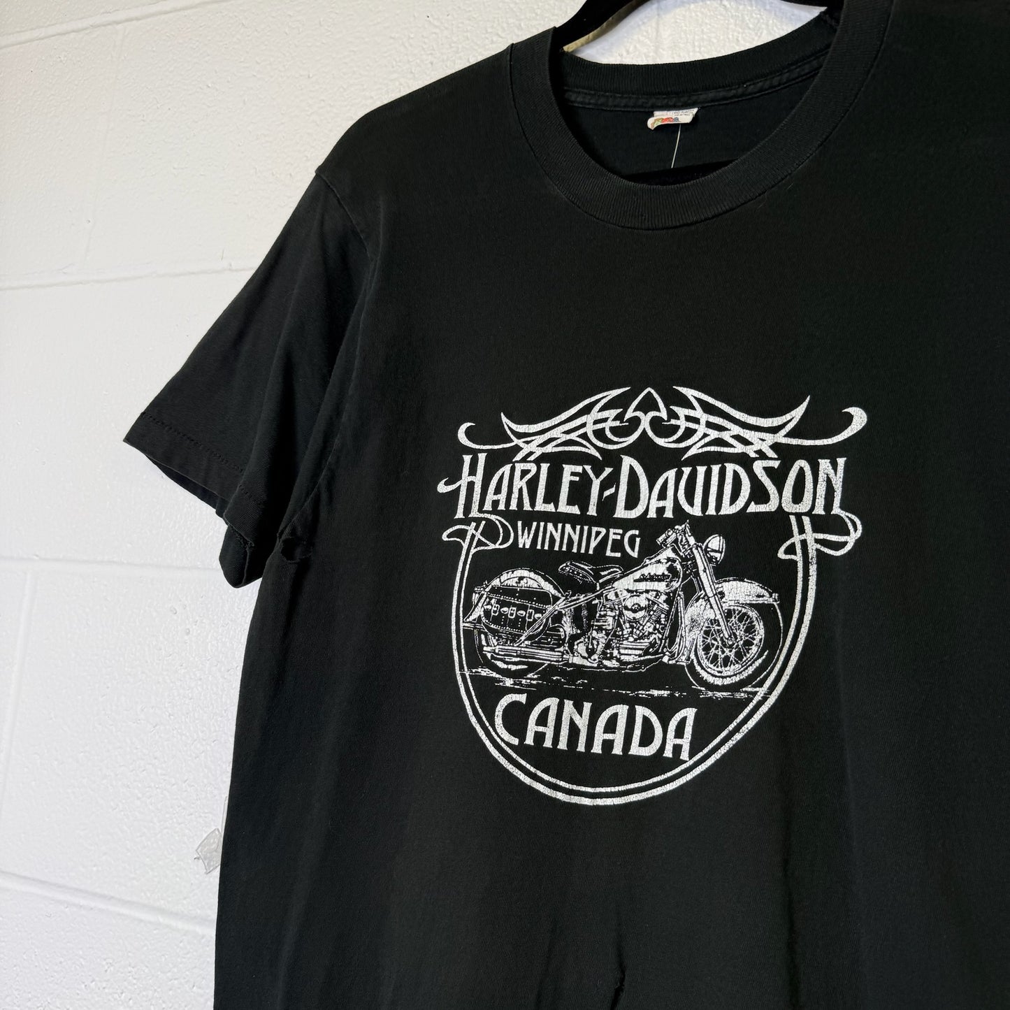 90's Harley Davidson Winnipeg Canada T-Shirt Sz L (B1399)