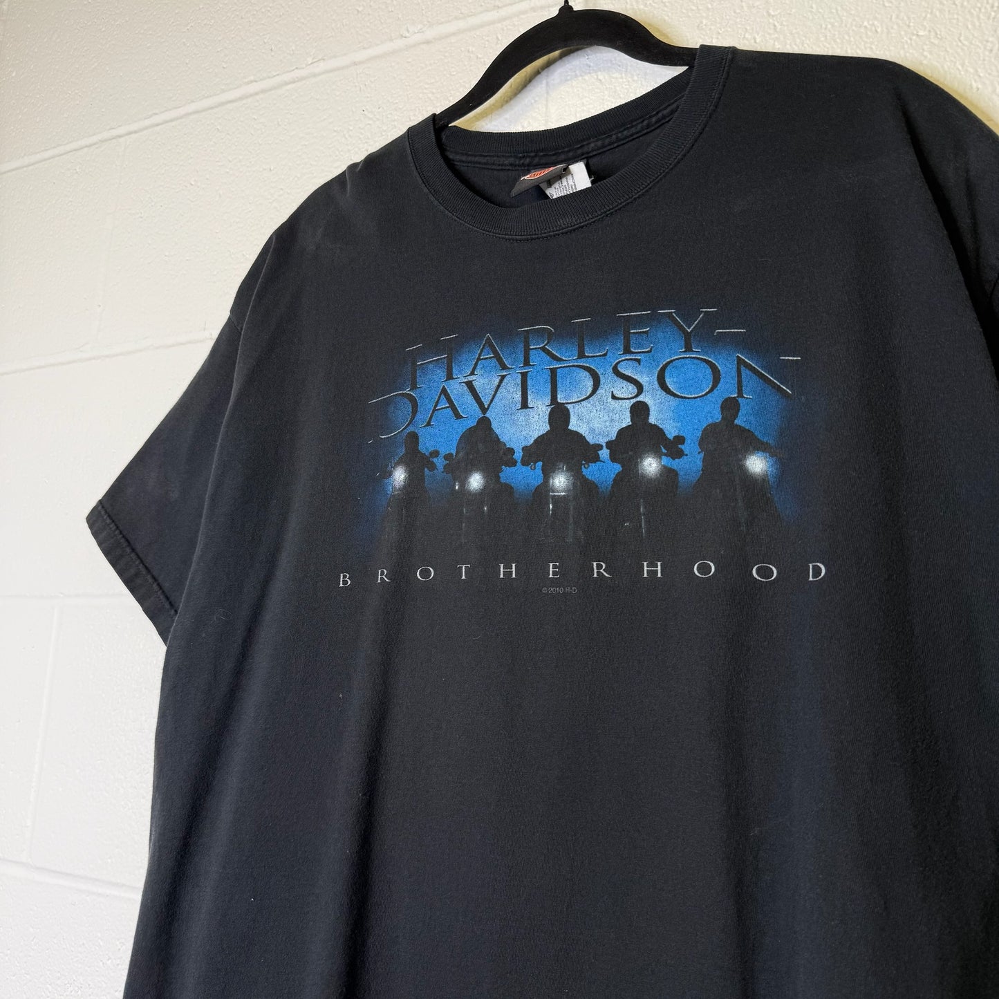 2010 Harley Davidson Edmonton Alberta T-Shirt Sz XL (A9059)