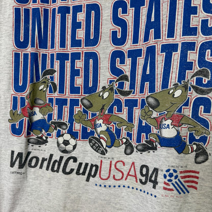 1994 FIFA World Cup Soccer Striker Nutmeg T-Shirt Sz L (B604)