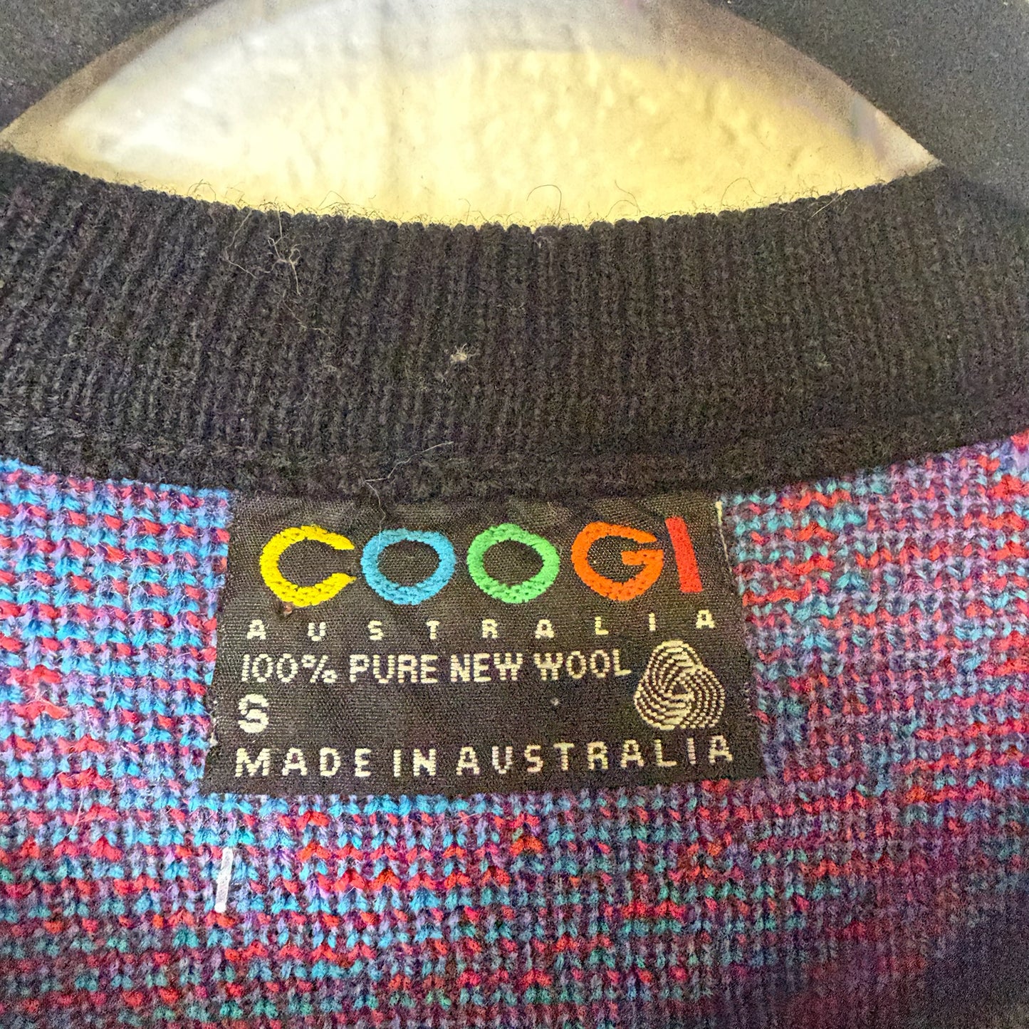 Genuine Coogi Australia Print Limited Edition Knit Sweater Sz S (B2401)