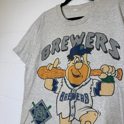 90s Milwaukee Brewers Fred Flintstones MLB T-Shirt Sz L (B2838)