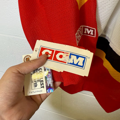 2000s Calgary Flames CCM Hockey NHL Jersey Sz L Deadstock (B1789)