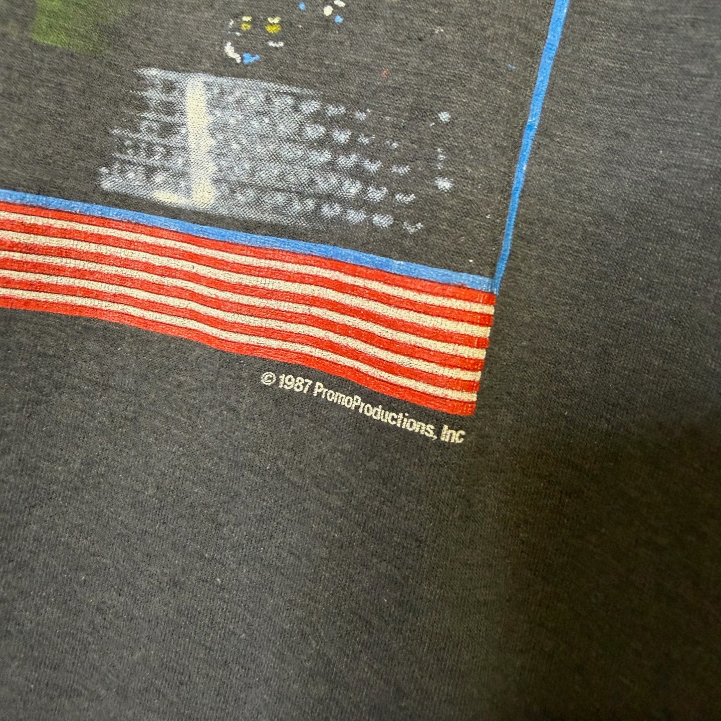 1987 Pink Floyd T-Shirt Sz XL (B387)