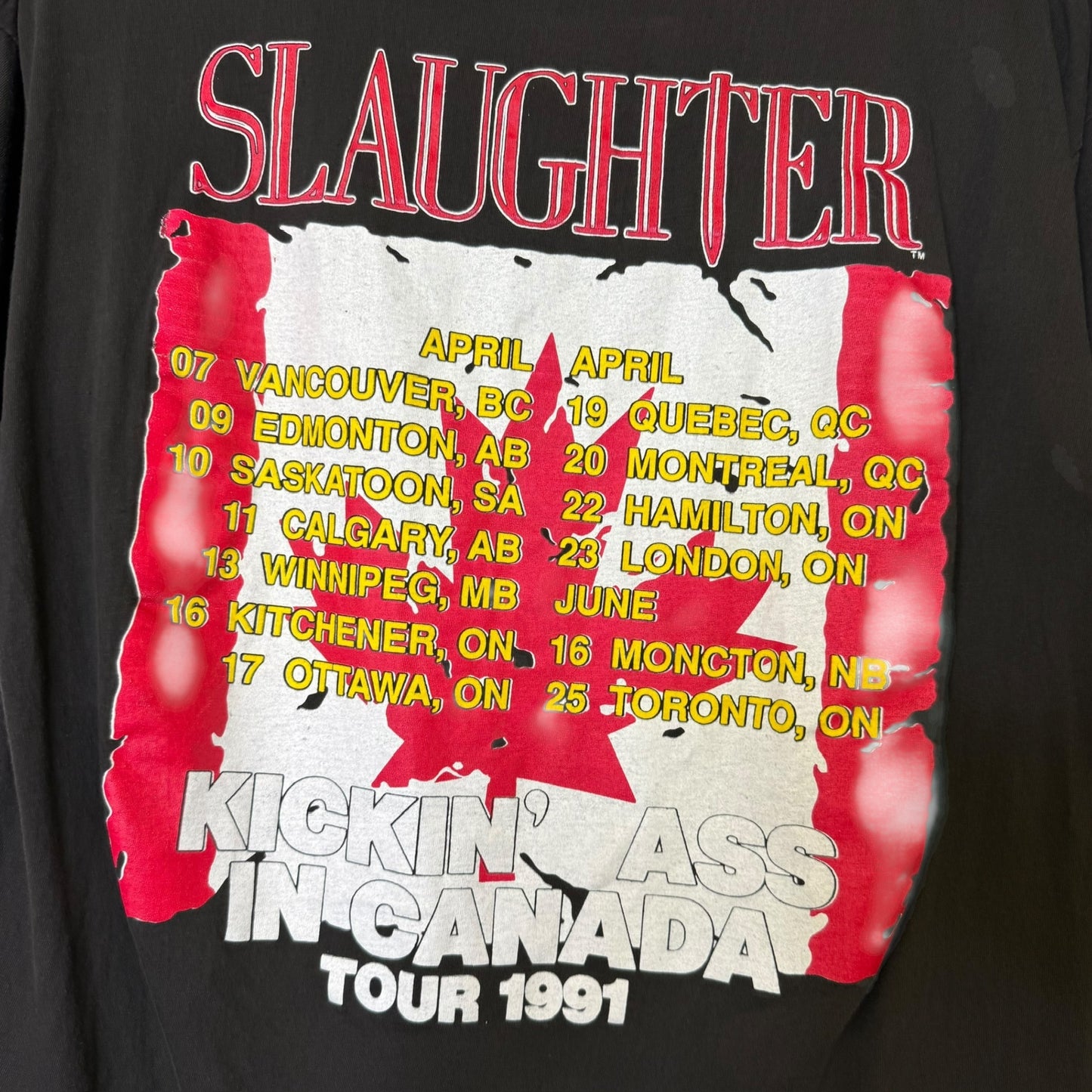 1990 Slaughter Kickin' Ass in Canada Tour T-shirt Sz L (B619)